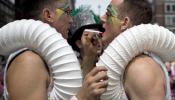 El avance en los derechos de gays y lesbianas presiden las marchas del Orgullo