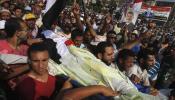 Los Hermanos Musulmanes llaman a la intifada en Egipto tras denunciar una masacre del Ejército