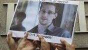 Snowden denuncia una "campaña ilegal" de EEUU para privarle de su derecho al asilo