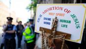 Irlanda sólo permitirá abortar si la vida de la mujer corre peligro o si amenaza con suicidarse