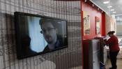 Snowden recibe el estatus de refugiado en Rusia