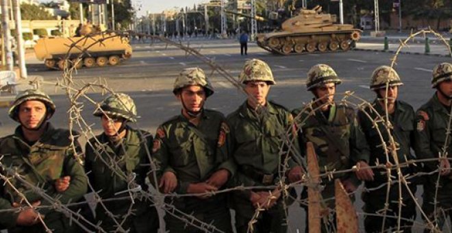 Los Hermanos Musulmanes inician su "marcha de la ira" y el Ejército sella Tahir