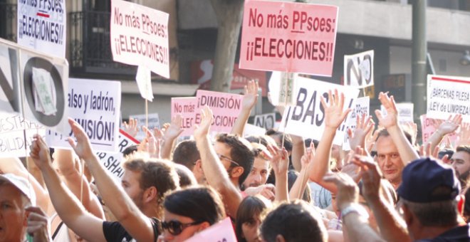 El bloque propuesto por IU se centrará en la movilización como paso previo a un frente electoral