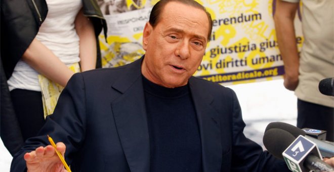 Berlusconi vuelve a colocar la prima de riesgo italiana por encima de la española