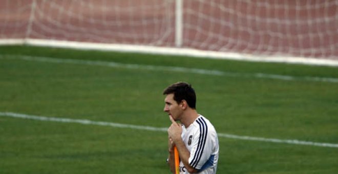 El padre de Messi le exculpa del presunto fraude fiscal