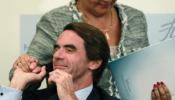 Aznar impone a Rajoy su visión ultra del fin de ETA