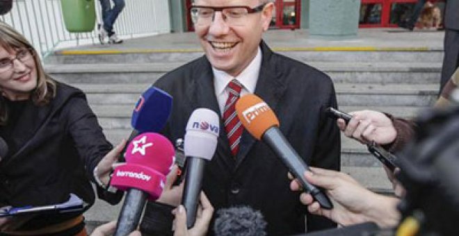 Los socialdemócratas toman ventaja en las elecciones anticipadas checas