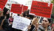 Polémica en Francia por un manifiesto a favor de legalizar la prostitución