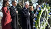 Obama y los Clinton honran a Kennedy en vísperas del aniversario de su muerte