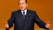 Berlusconi trata de frenar su expulsión del Senado pidiendo la revisión del 'caso Mediaset'