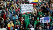 Bogotá se moviliza contra la destitución de su alcalde