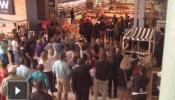 'Flashmob' en Woolworths: himno gospel a Mandela