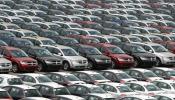 Las ayudas al sector incrementan un 3,3% la venta de coches en 2013