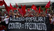 Los 'rolezinhos' brasileños reivindican su protagonismo social tomando los centros comerciales