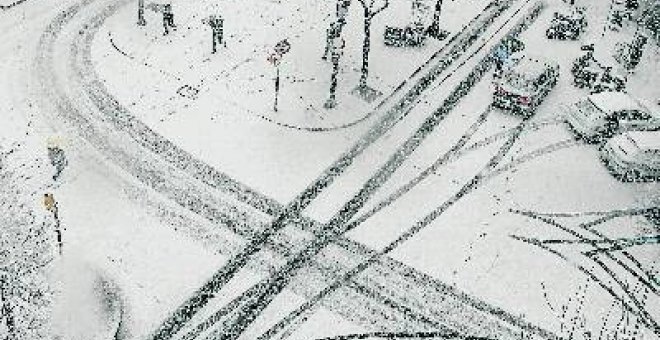 La nieve paraliza Catalunya