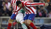 El Atlético se limita a encajar