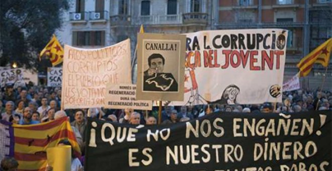 Miles de personas claman contra la corrupción en Mallorca