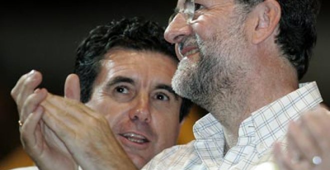 El auto confirma que la trama corrupta financió ilegalmente al Partido Popular