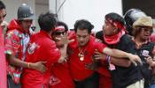 Asalto al fortín de los 'camisas rojas' en Bangkok