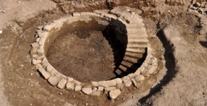 Hallan restos de una iglesia del siglo y de un 'nilómetro' faraónico