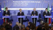 Zapatero dice que piensa en el futuro de España, no en el suyo