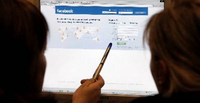 Facebook reconoce "un montón de errores" en la privacidad