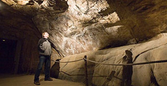 Un experiencia de los sentidos en la Cueva de Cuevas