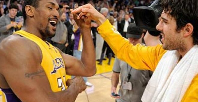 Artest pone a los Lakers a un partido de la final