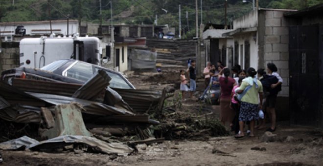 'Agatha' sume a Guatemala en una "tragedia económica"