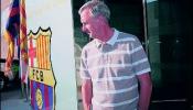 Cruyff devuelve la insignia de presidente de honor