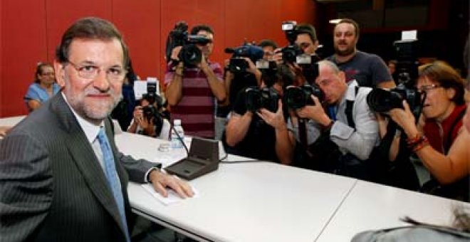 Rajoy promete defender el sentimiento nacional de España