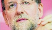 Rajoy utiliza La Roja para capitalizar el españolismo