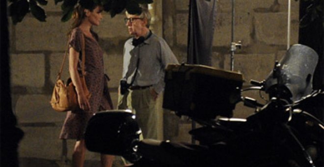 Sarkozy vigila los rodajes nocturnos de Carla Bruni y Woody Allen