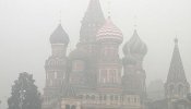 El humo de los incendios convierte a Moscú en una ciudad fantasma