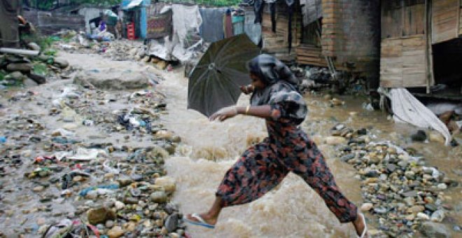 Al menos un español desaparecido y una mujer herida en India