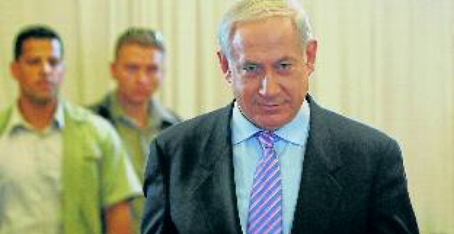 Netanyahu echa la culpa a su ministro del asalto a la flotilla