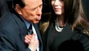 La ex mujer de Berlusconi rompe el acuerdo de divorcio