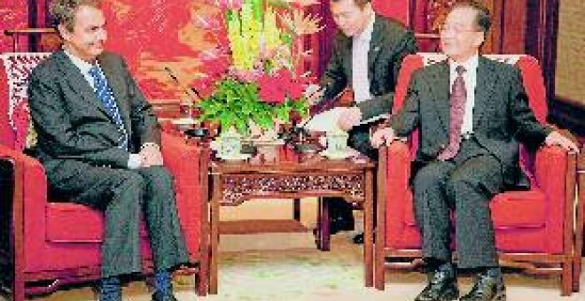 Zapatero se afianza como aliado europeo de China