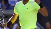 Nadal gana con comodidad al francés Simon