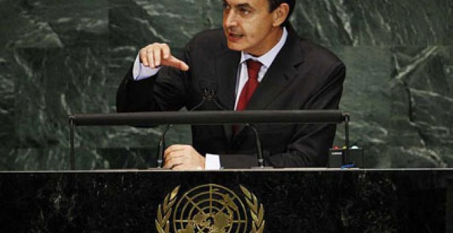 Zapatero aboga por combatir la pobreza con una tasa Tobin