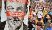 Los franceses vuelven a protestar contra el tijeretazo de Sarkozy