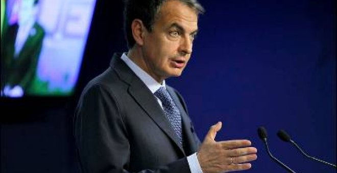 Zapatero dice que queda un camino "difícil y largo" para reducir paro