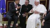 Zapatero responde al Papa que España es "aconfesional"