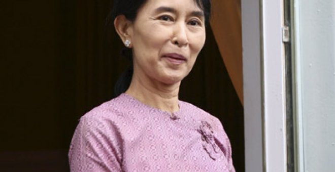 El régimen birmano autoriza la libertad de Suu Kyi