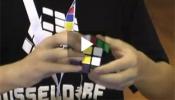 Consigue el récord mundial al resolver el cubo de Rubik en 6,77 segundos