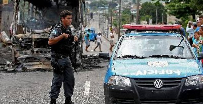 La reacción policial a los ataques criminales en Río de Janeiro deja doce muertos