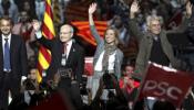 Zapatero y Rajoy imploran ayuda a sus fieles en Catalunya