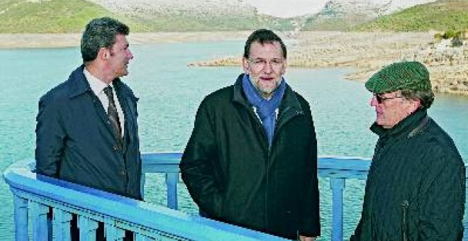 Rajoy pide al Gobierno que aclare las dudas de Bruselas