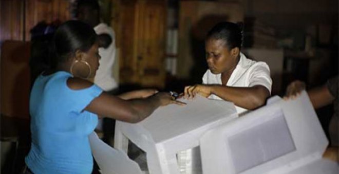 La candidata favorita en Haití denuncia un "fraude masivo"