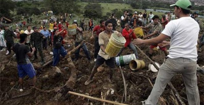 Ascienden a 22 las víctimas del alud ocurrido en Colombia